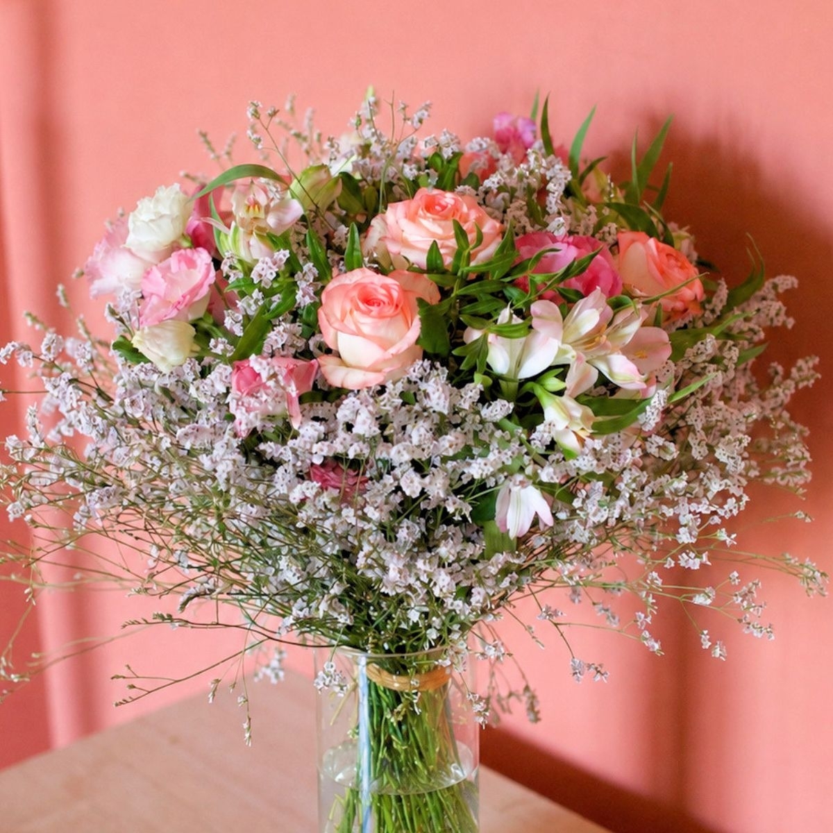 Pourquoi offrir des fleurs crée-t-il autant d’émotions ?