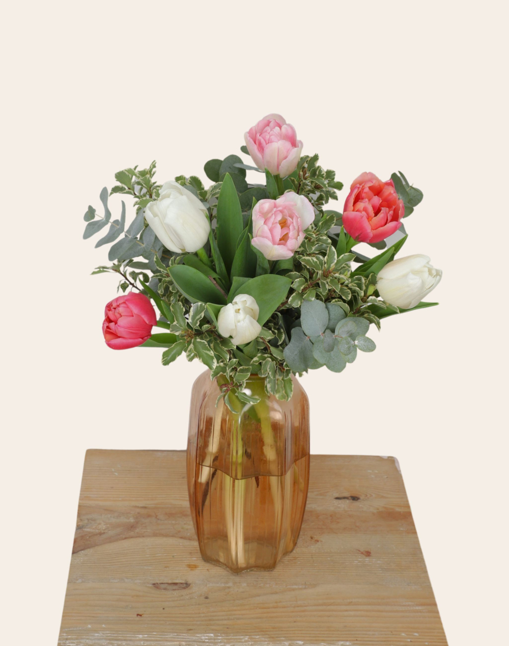 Duo de Pâques - Bouquet de Tulipes surprises et son étui d'oeufs pralinés au chocolat