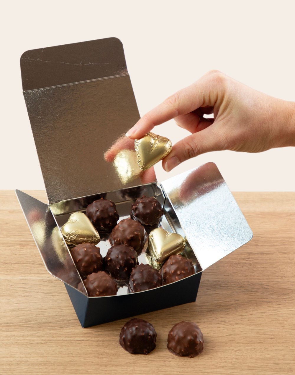 Duo - Hortensia bleu et assortiment gourmand de 20 chocolats